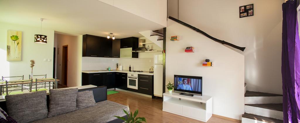 Apartments Fiona - Away From City Crowds 마카르스카 객실 사진